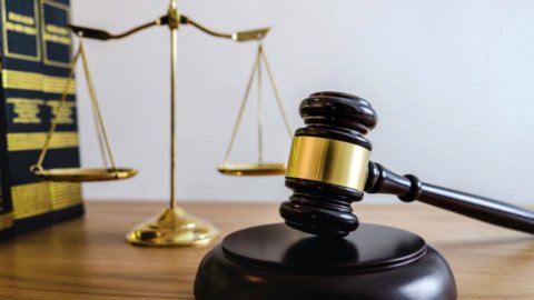 Salus populi suprema lex esto - Il benessere del popolo sia la suprema legge (Marco Tullio Cicerone, De legibus, IV)